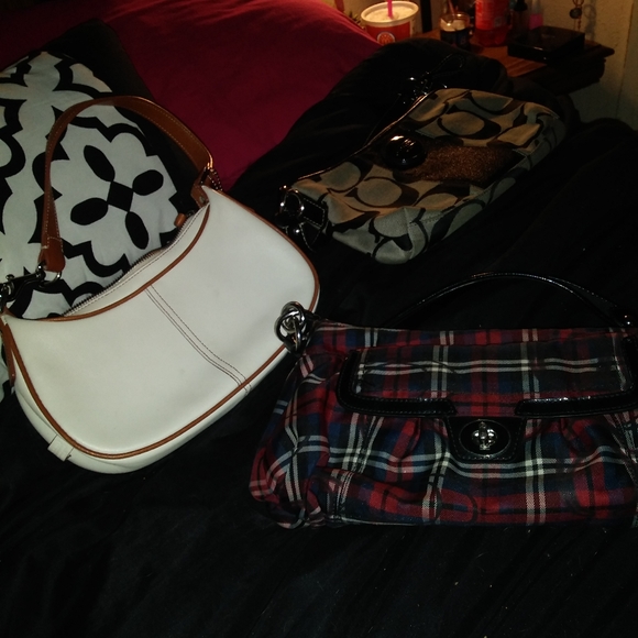 COACH purses - Picture 4 of 5